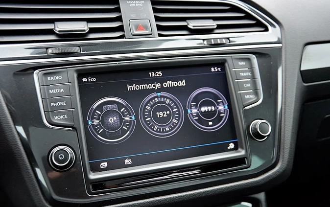 Volkswagen Tiguan cena 85900 przebieg: 182000, rok produkcji 2016 z Radymno małe 466